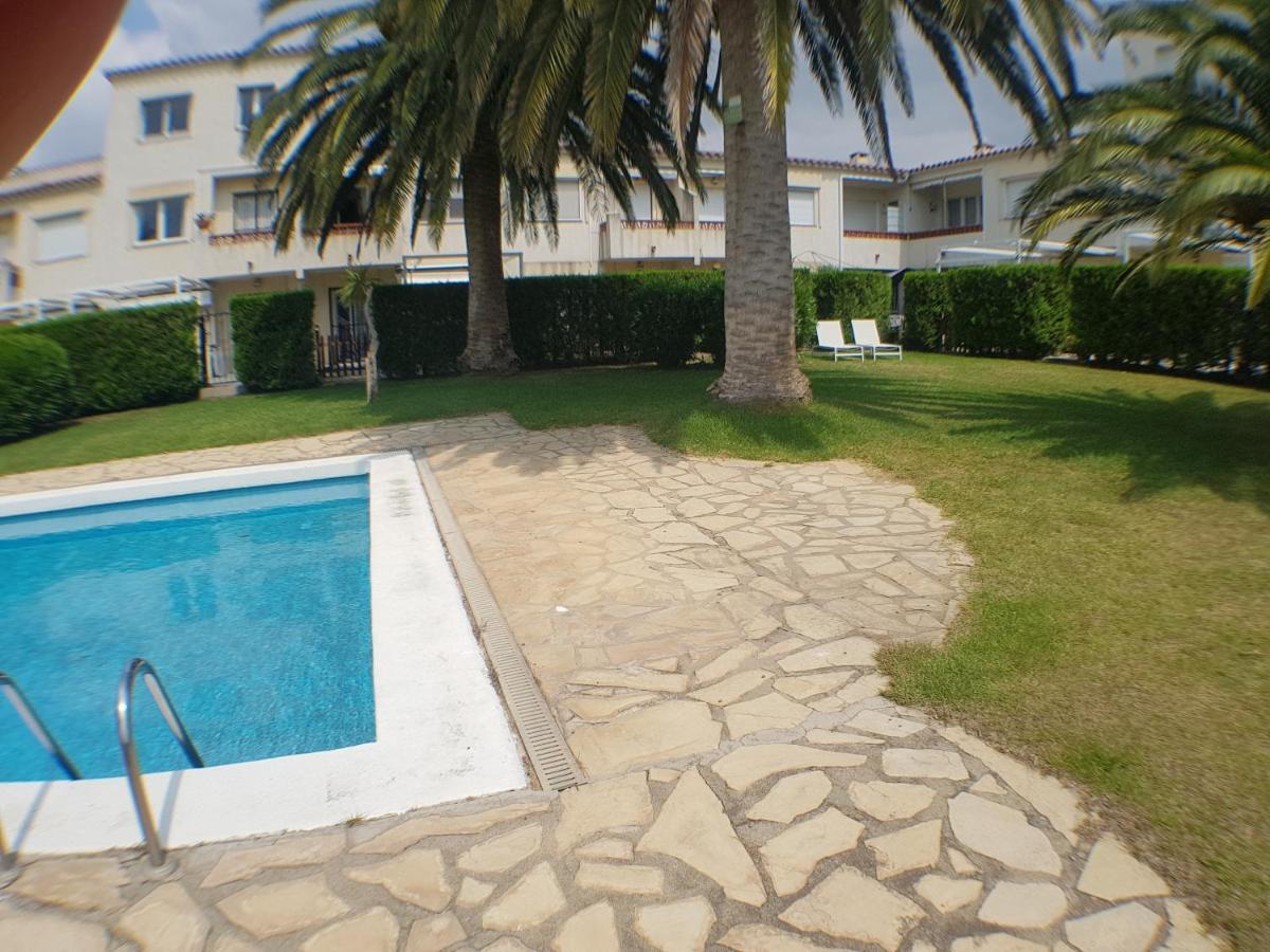 Puerto Rico 6 Apartment Empuriabrava Exterior photo
